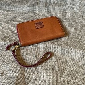 Dooney & Bourke Wallet/Wristlet Florentine